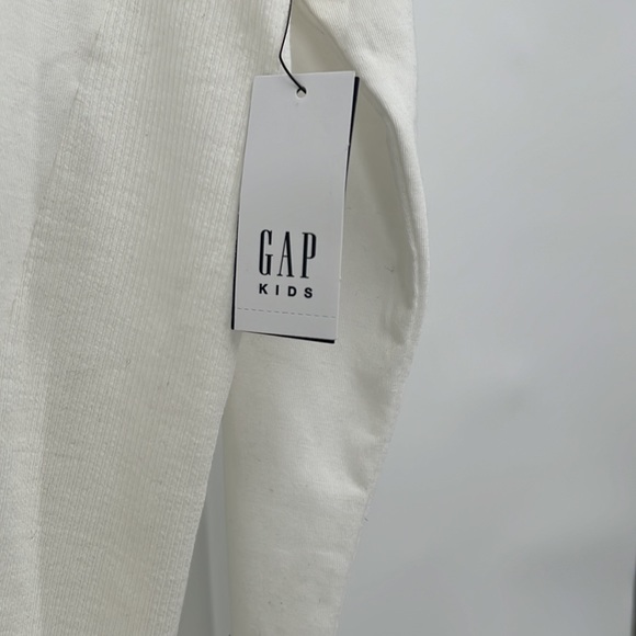 GapFit Top - Kids - Picture 3 of 5